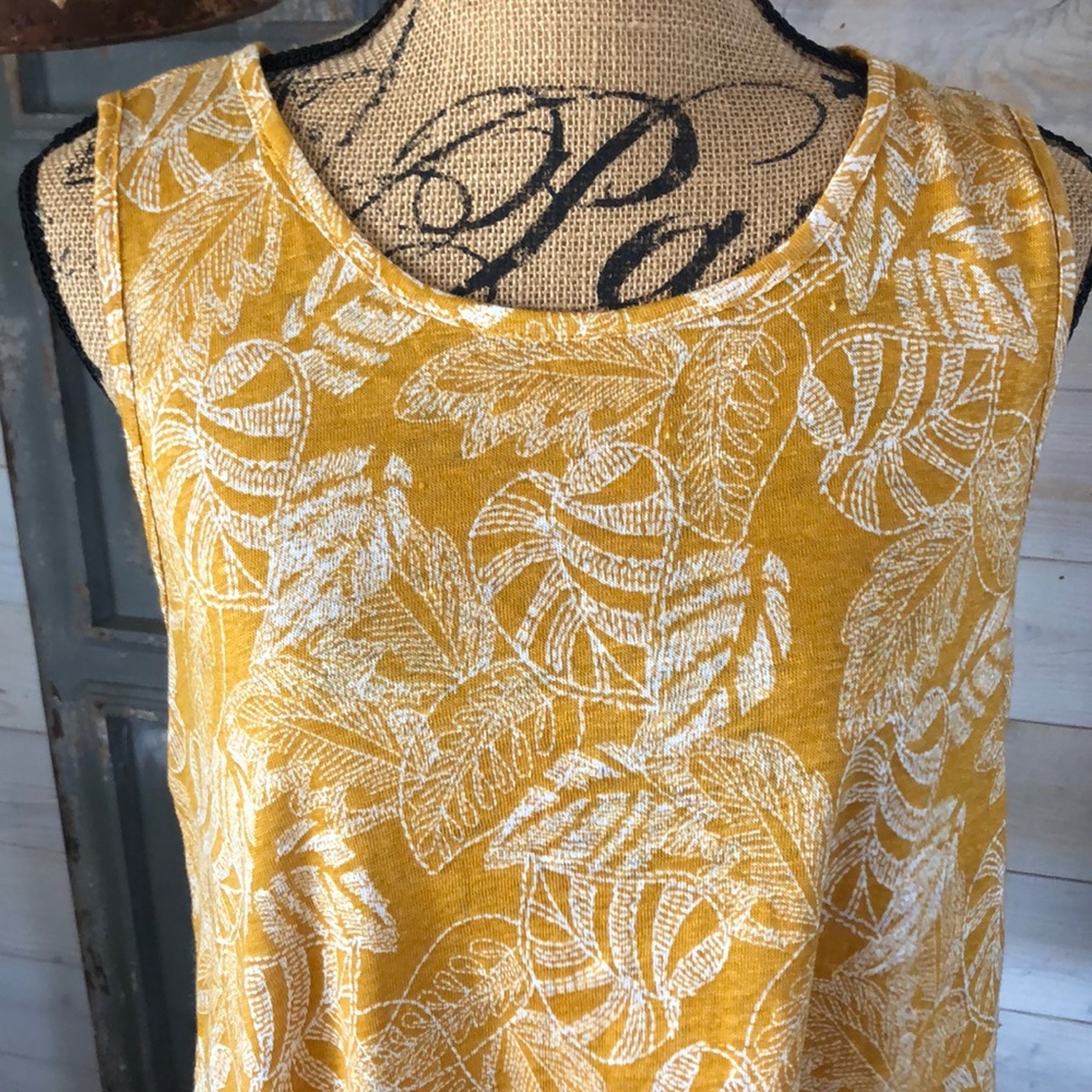 Rachel Zoe linen top. M - Picture 2 of 7